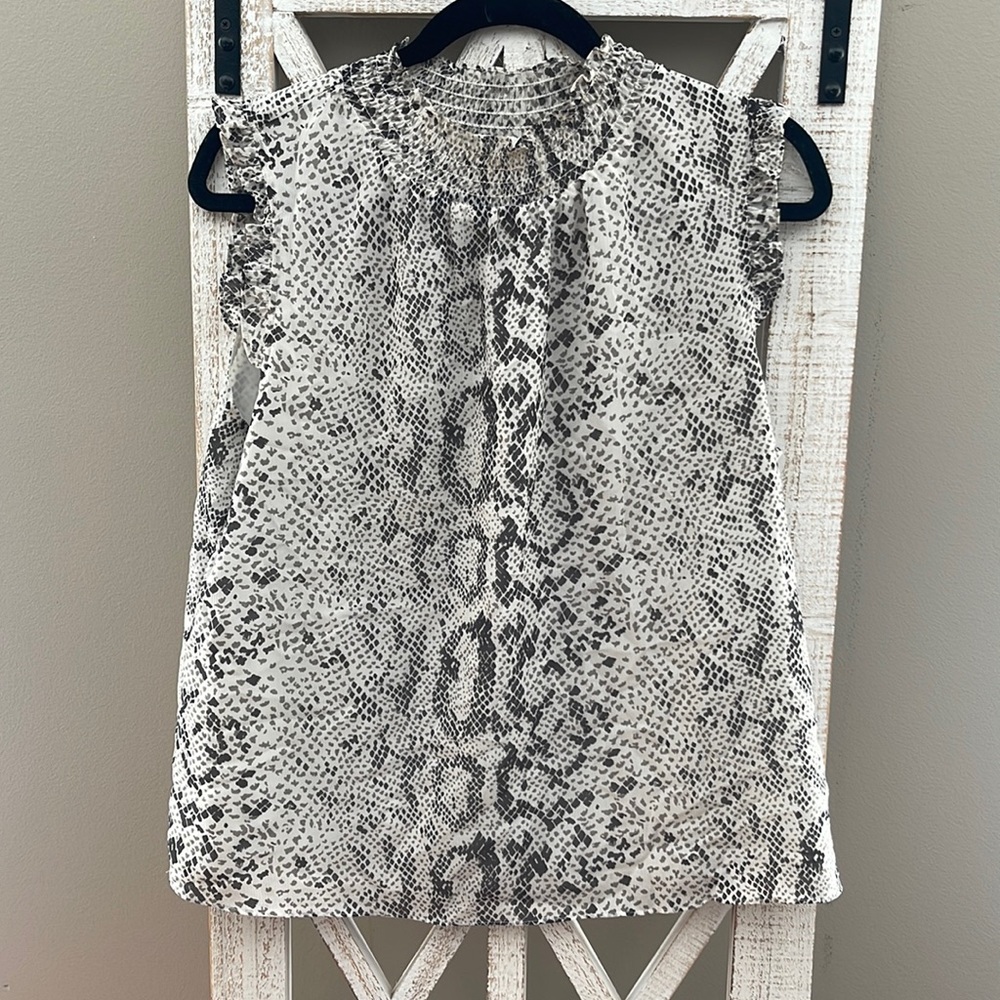 J Crew Animal Print Sleeveless Blouse Size Large